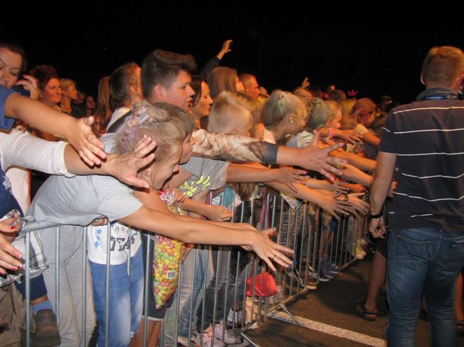 Szalona impreza z gwiazdami - zdjęcia