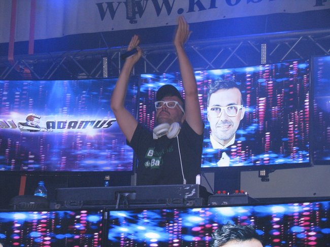 Szalona impreza z gwiazdami - zdjęcia