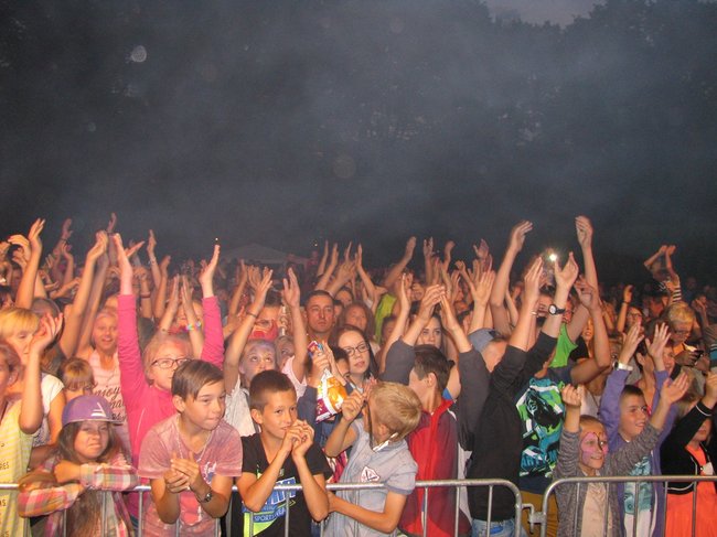 Szalona impreza z gwiazdami - zdjęcia