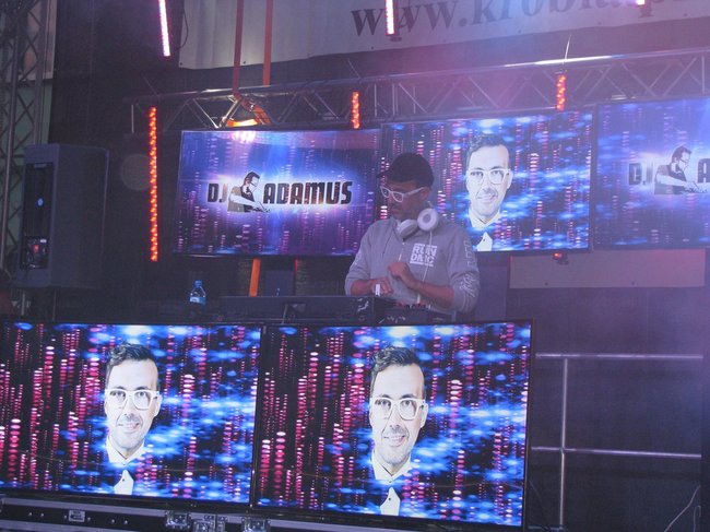 Szalona impreza z gwiazdami - zdjęcia