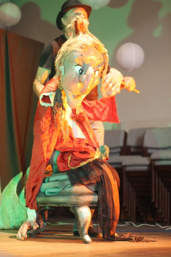 Przedstawienie z niezwykłymi aktorami - zdjęcia