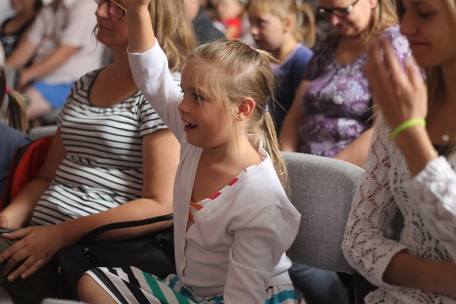 Przedstawienie z niezwykłymi aktorami - zdjęcia