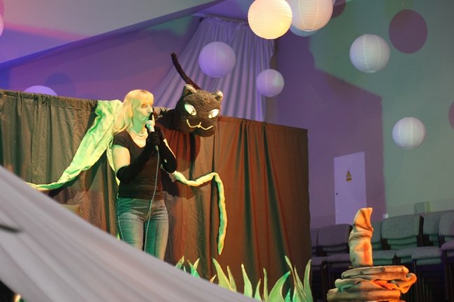 Przedstawienie z niezwykłymi aktorami - zdjęcia