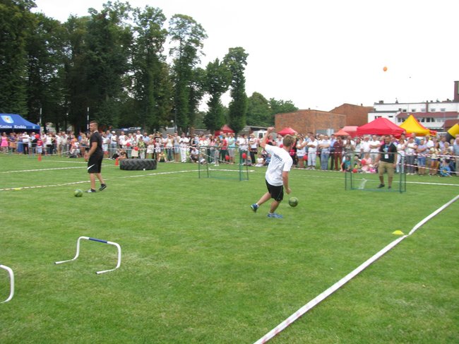 Fortuna toczyła się... pomidorem - zdjęcia