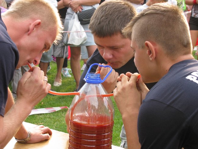 Fortuna toczyła się... pomidorem - zdjęcia
