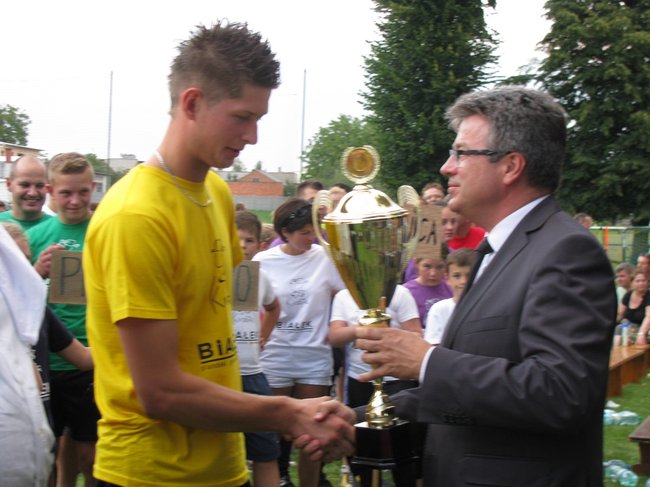 Fortuna toczyła się... pomidorem - zdjęcia