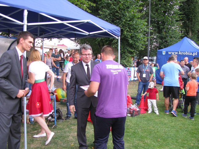 Fortuna toczyła się... pomidorem - zdjęcia