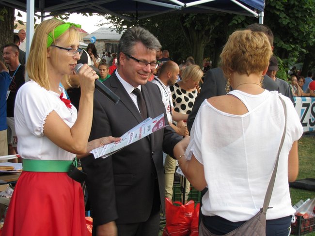 Fortuna toczyła się... pomidorem - zdjęcia