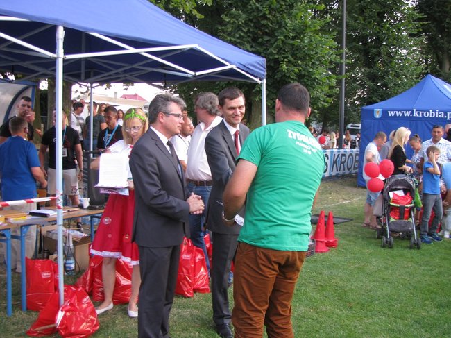 Fortuna toczyła się... pomidorem - zdjęcia