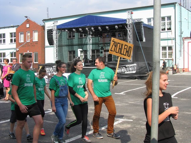 Fortuna toczyła się... pomidorem - zdjęcia