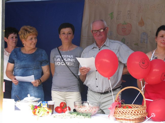 Fortuna toczyła się... pomidorem - zdjęcia