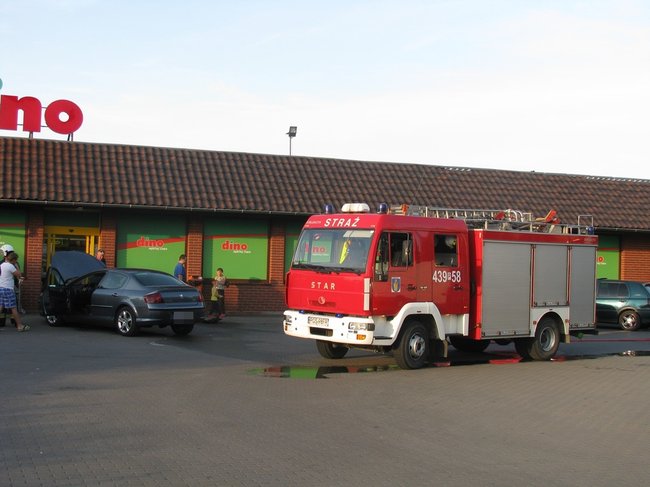 Próbował ratować auto - zdjęcia