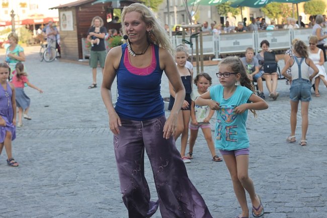 Afrykańskie rytmy na rynku - zdjęcia