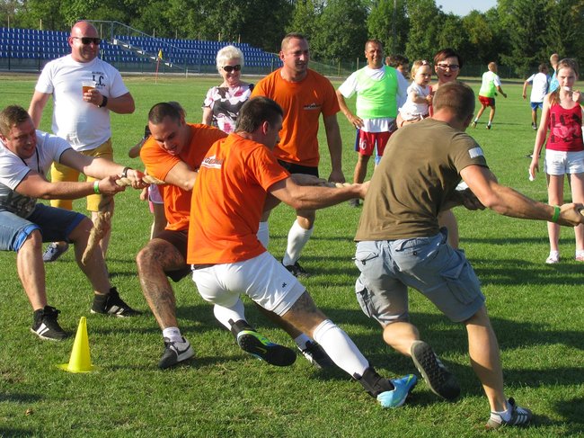 Firmy bawiły się na sportowo - zdjęcia