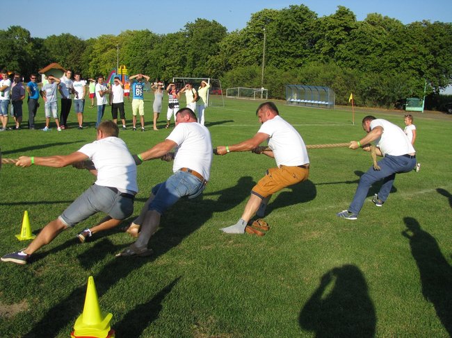 Firmy bawiły się na sportowo - zdjęcia