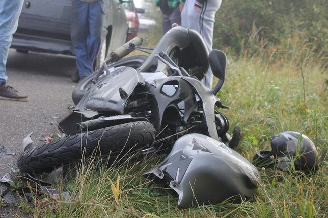 Próbował hamować, było za późno - zdjęcia