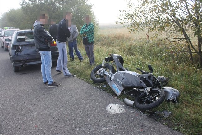 Próbował hamować, było za późno - zdjęcia