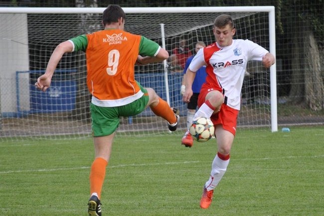 Korona nie zwalnia tempa ? zdjęcia