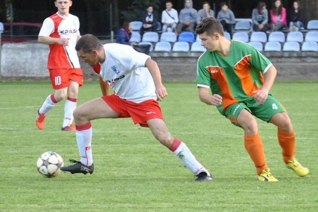 Korona nie zwalnia tempa ? zdjęcia