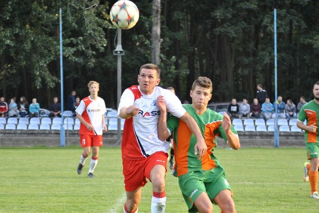 Korona nie zwalnia tempa ? zdjęcia