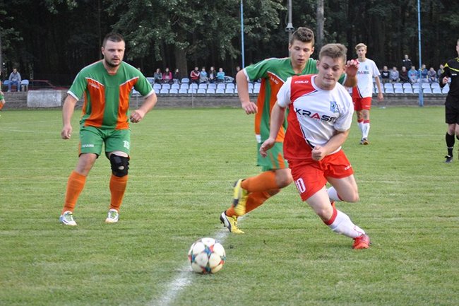 Korona nie zwalnia tempa ? zdjęcia