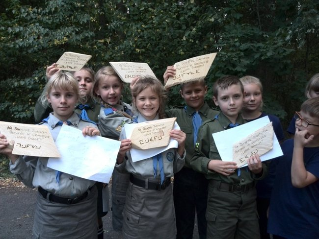 Jesienne harce w lesie - zdjęcia