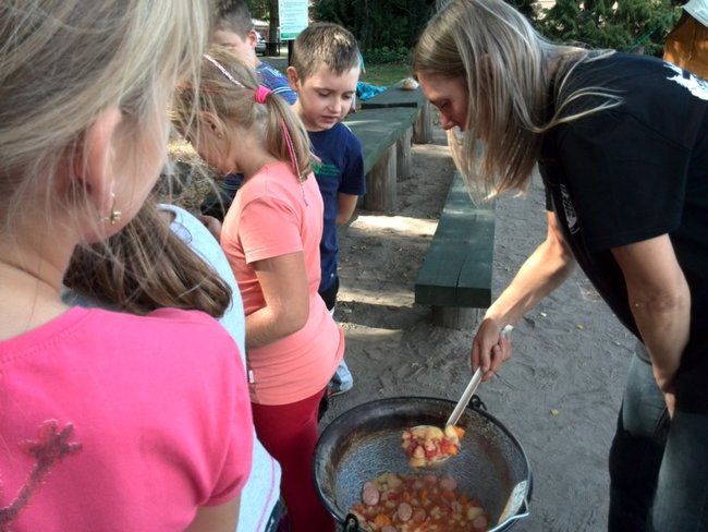 Jesienne harce w lesie - zdjęcia