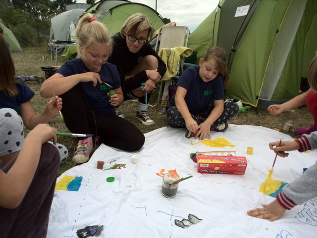 Jesienne harce w lesie - zdjęcia