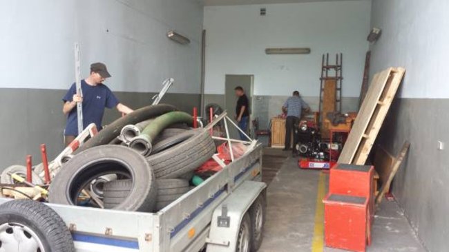 Strażacy uczą, bawią i... pracują - zdjęcia