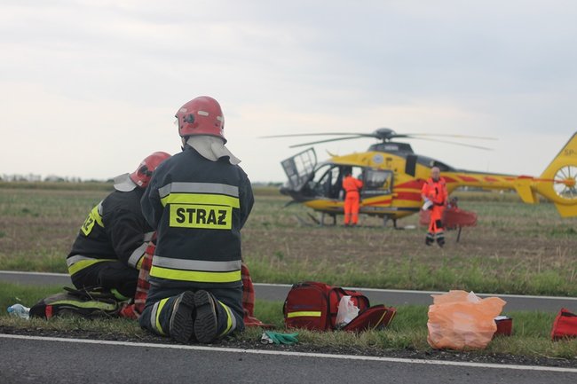 Motocyklista w ciężkim stanie - zdjęcia