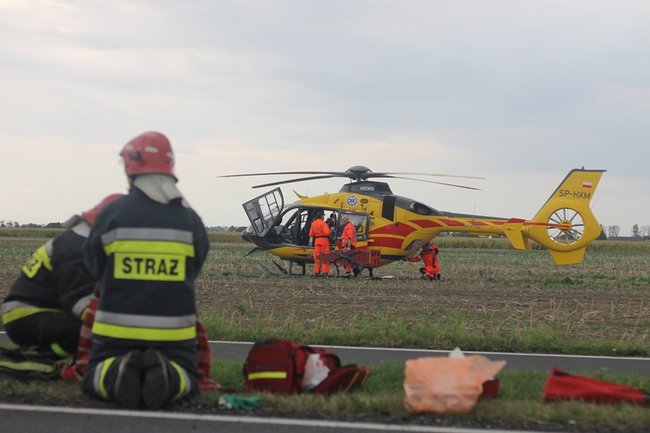 Motocyklista w ciężkim stanie - zdjęcia