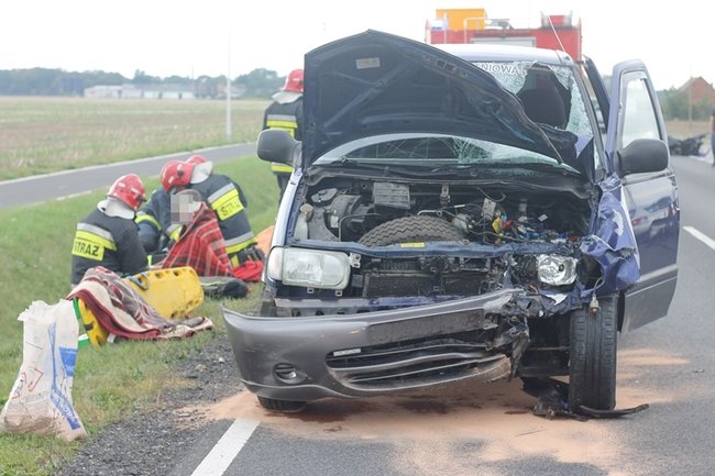 Motocyklista w ciężkim stanie - zdjęcia