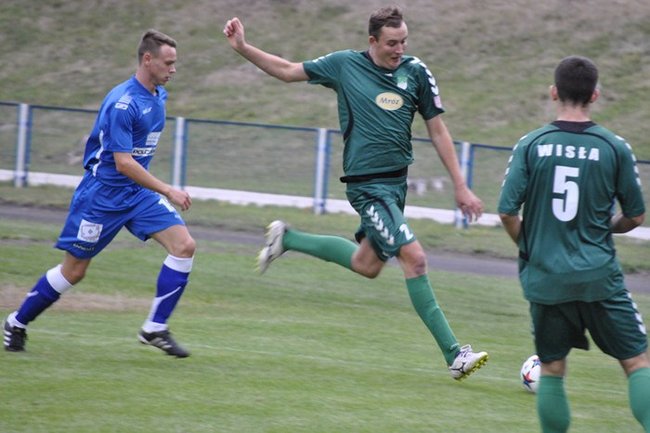 Piękna bramka zadecydowała o wyniku derbów ? zdjęcia