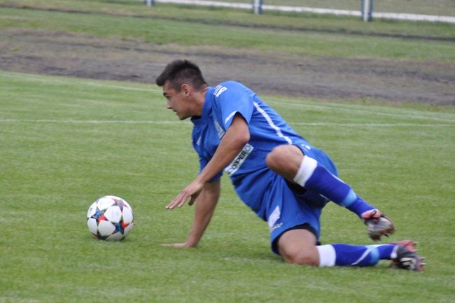 Piękna bramka zadecydowała o wyniku derbów ? zdjęcia