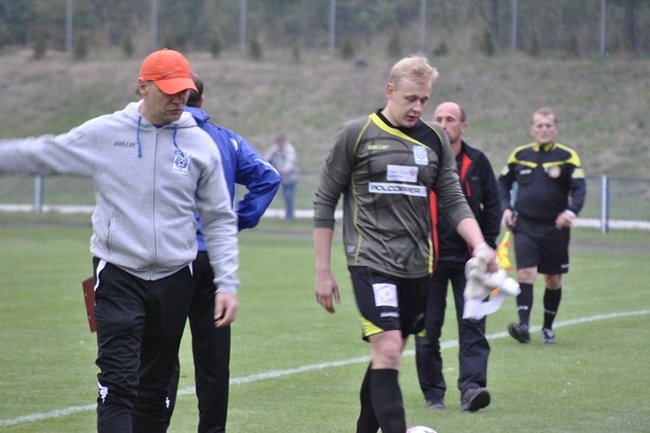 Piękna bramka zadecydowała o wyniku derbów ? zdjęcia