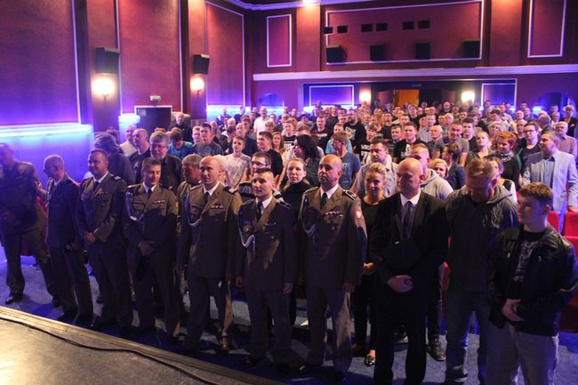 Naoczni świadkowie na premierze Karbali