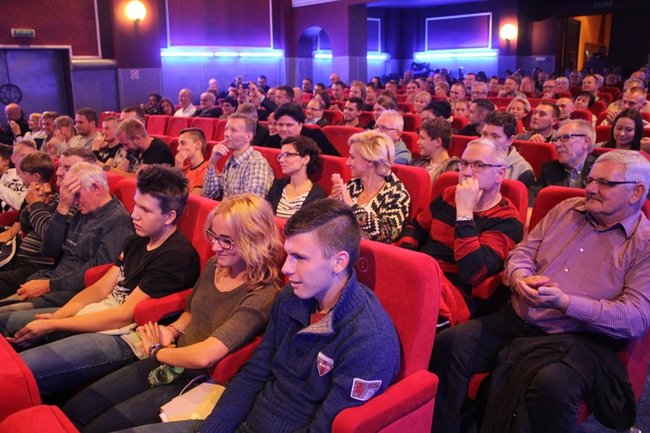 Naoczni świadkowie na premierze Karbali