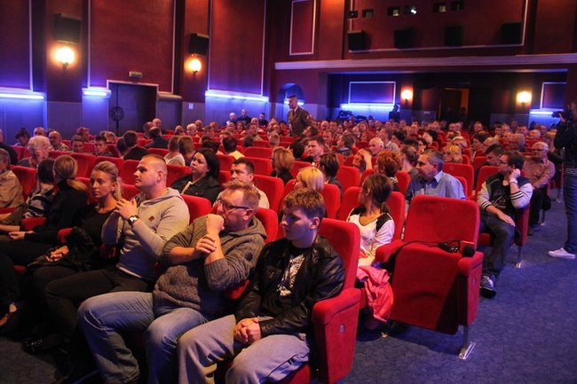 Naoczni świadkowie na premierze Karbali