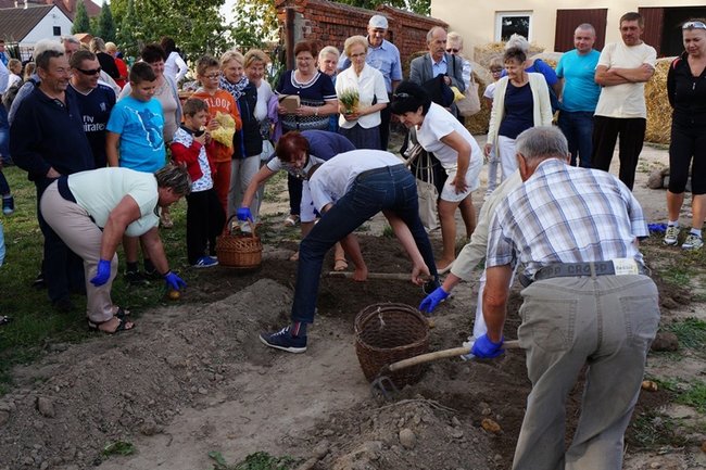 Z pyrą w roli głównej - zdjęcia