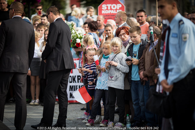 Tłum powitał prezydenta - fotorelacja