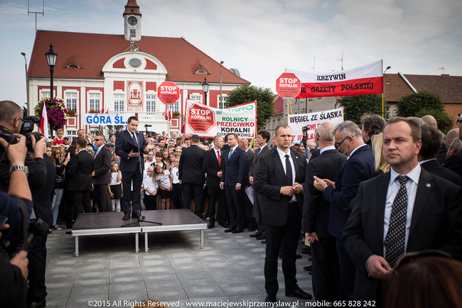 Tłum powitał prezydenta - fotorelacja