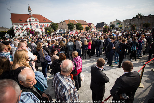 Tłum powitał prezydenta - fotorelacja