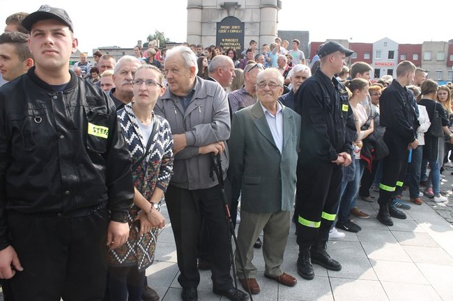 Tłum powitał prezydenta - fotorelacja