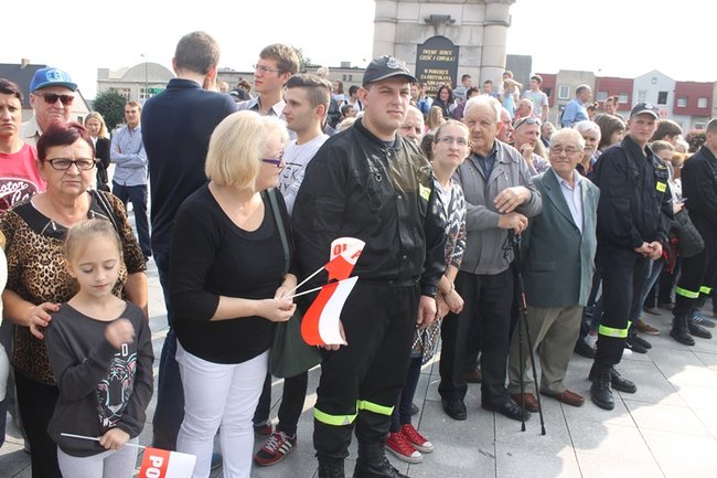 Tłum powitał prezydenta - fotorelacja