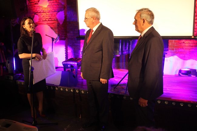 Sukces zawdzięczają ludziom - zdjęcia