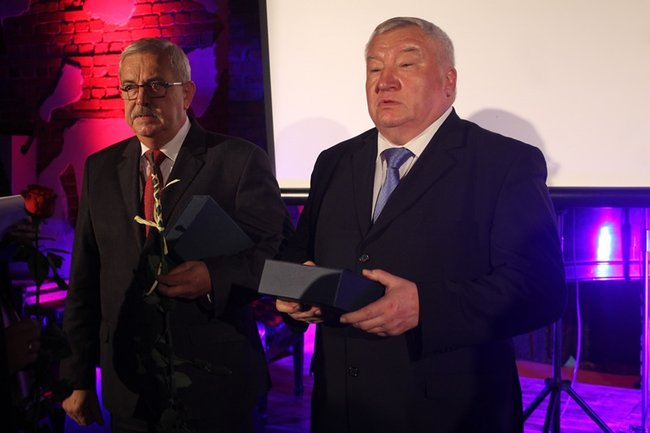 Sukces zawdzięczają ludziom - zdjęcia