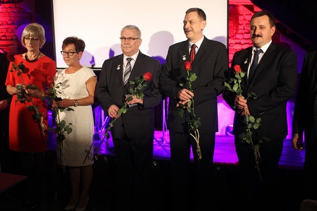 Sukces zawdzięczają ludziom - zdjęcia