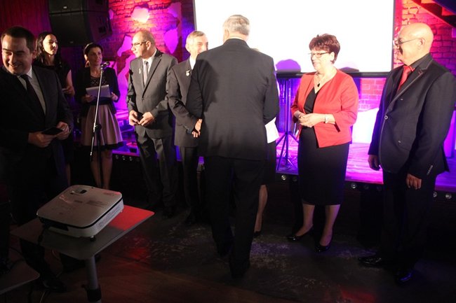 Sukces zawdzięczają ludziom - zdjęcia