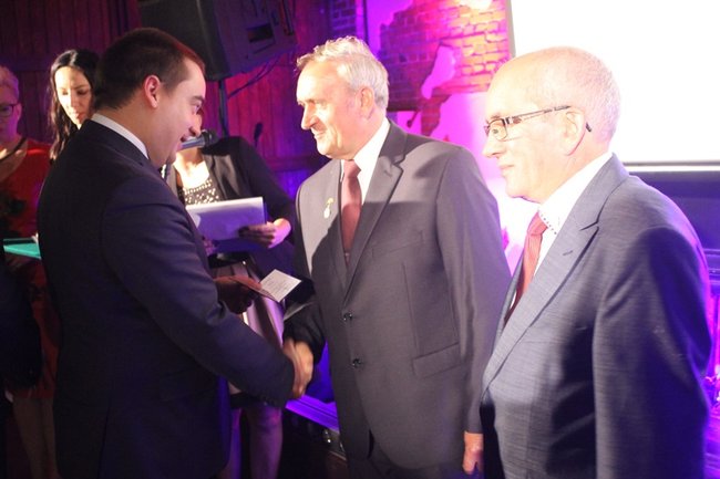 Sukces zawdzięczają ludziom - zdjęcia