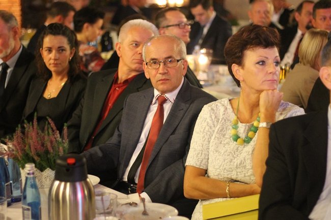 Sukces zawdzięczają ludziom - zdjęcia